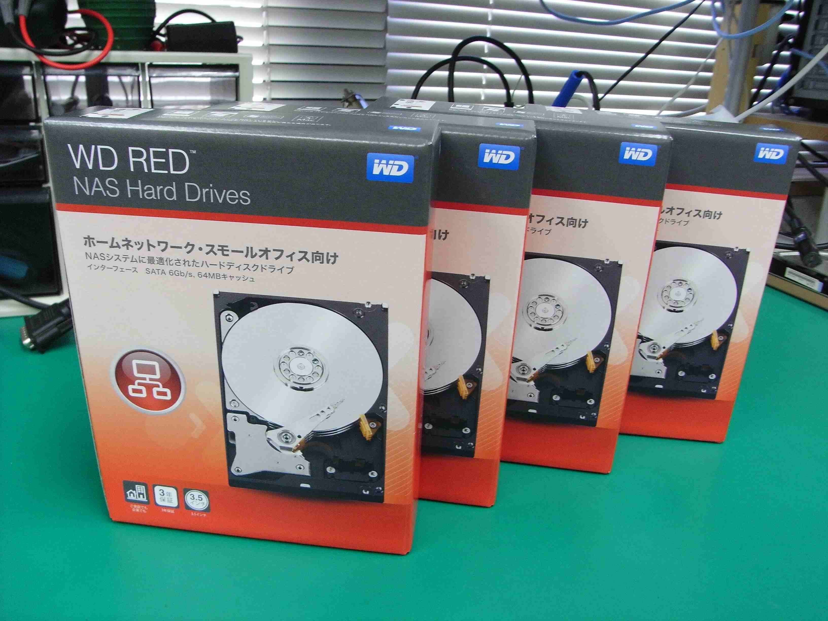 WD RED WD30EFRXを4台